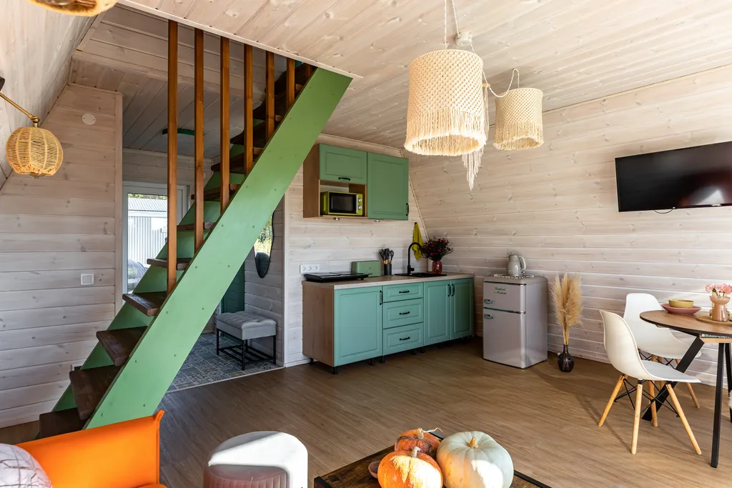 Треугольный дом у 3х горнолыжных курортов