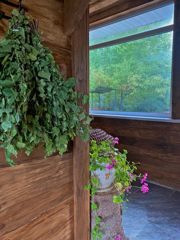 Дом расположен в очень уютном месте