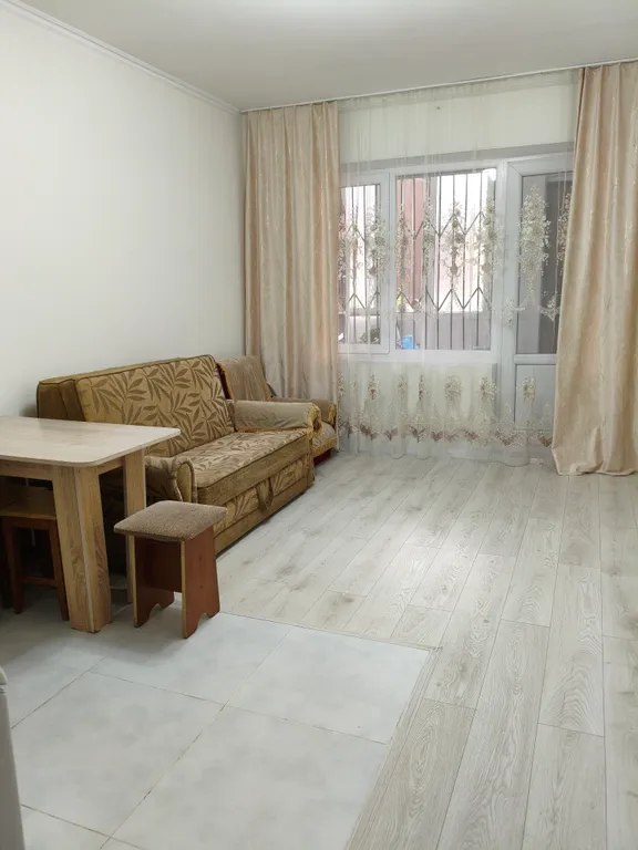 Просторная квартира с отдельным входом, две двуспальные кровати