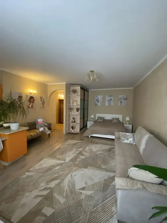 Уютная студия в центре с великолепным видом на горы