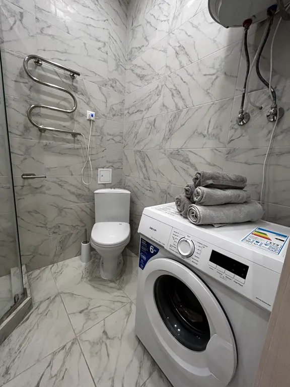 Уютная студия с видом на лес