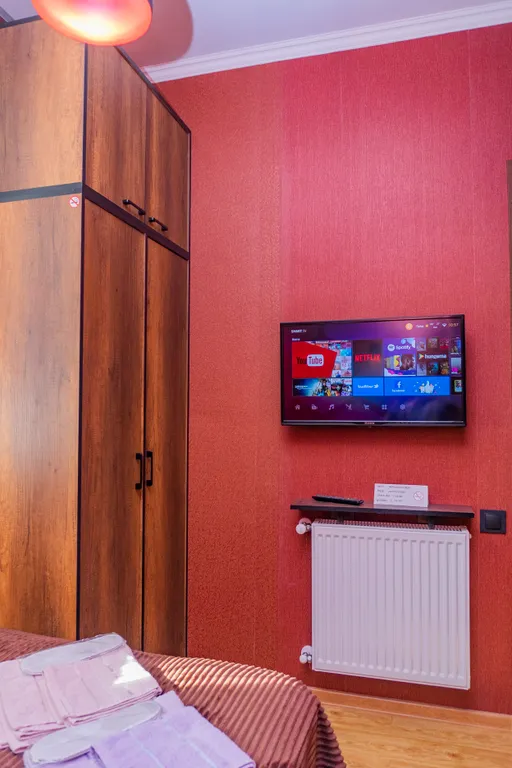 Уютная квартира с большим балконом и видом на город