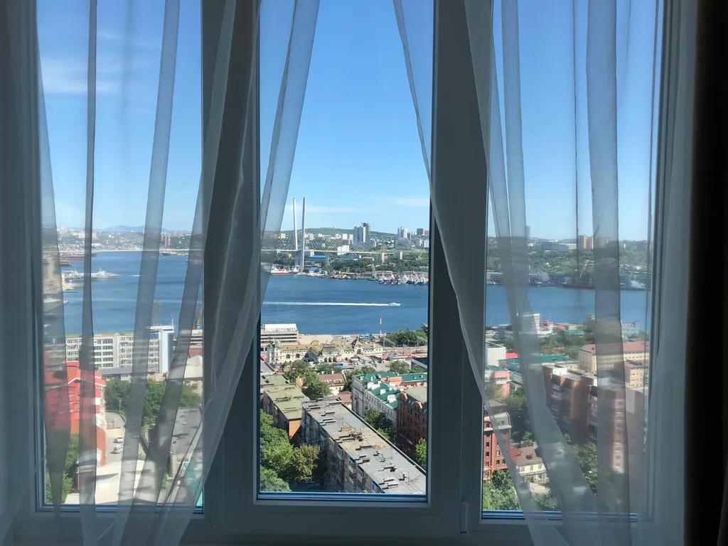 Роскошные апартаменты с видом на бухту Золотой Рог и Амурский залив