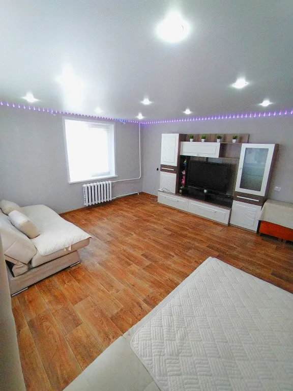 Уютная квартира в центре города возле Нижнекамских терм — аренда посуточно в Нижнекамск