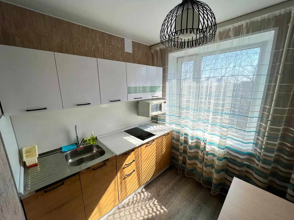 Солнечная квартира с раздельными комнатами