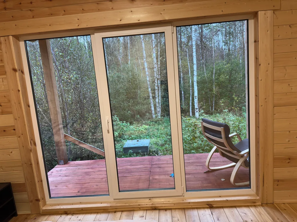 Коттедж Дом с видом на лес — Стеклянный