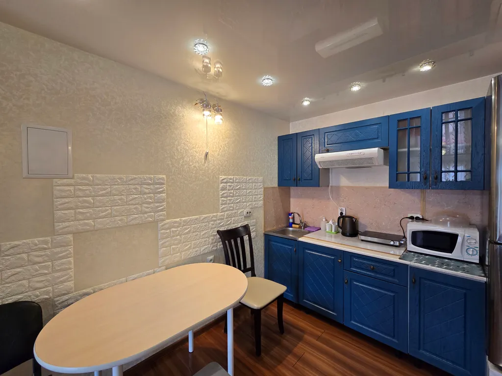 Чистая 2-комнатная квартира с красивым видом