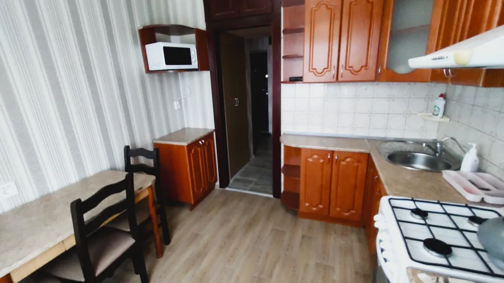 Двухкомнатная, ТЦ Континент