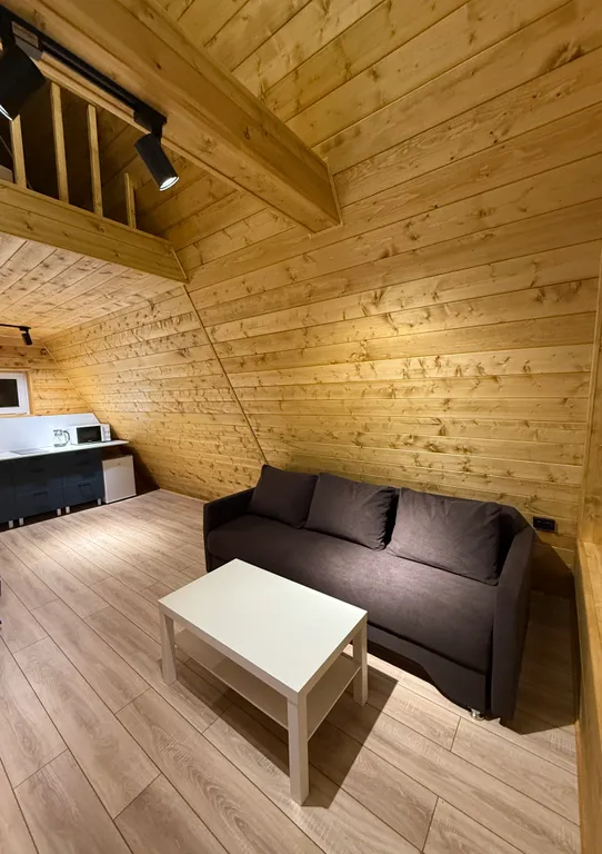 Домик на берегу реки Вишера