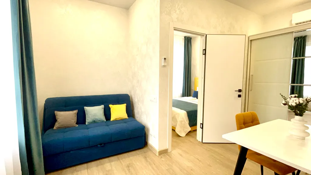 Квартира ЖК Арт Лайт Сити апартаменты с отдельной спальней — Сириус