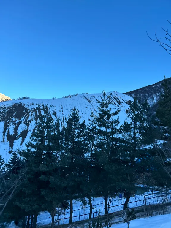 В Кармадонском ущелье самый уютный дом место силы