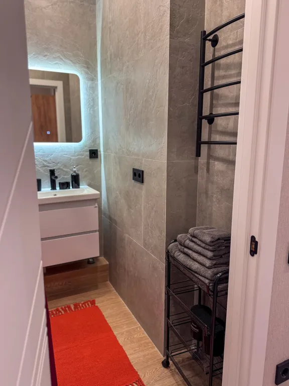 Матрёшка — дизайнерская квартира в престижном ЖК Достояние