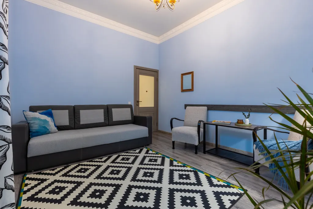 Светлые апартаменты в центре