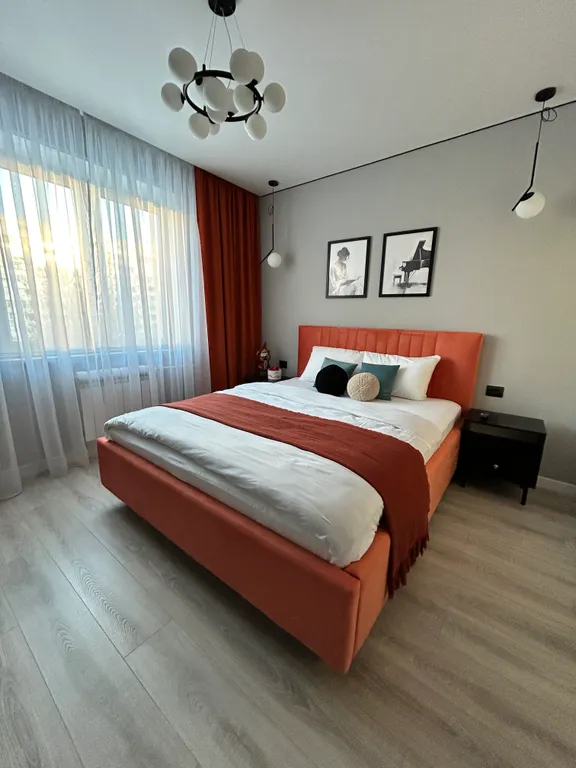 2 комнатная квартира с дизайнерским ремонтом — аренда посуточно в Старый Оскол