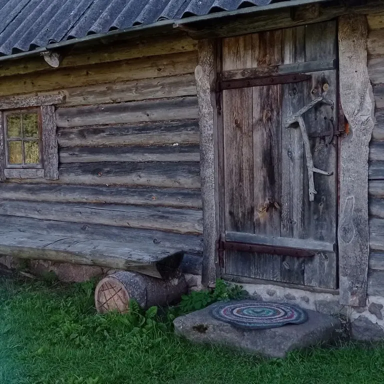 Дом у реки Лынтупка