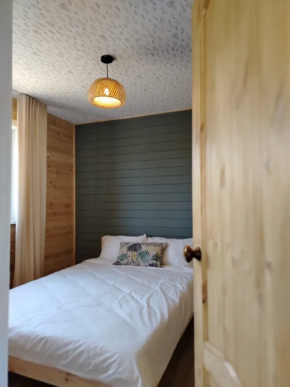 Дом с душой у соснового леса