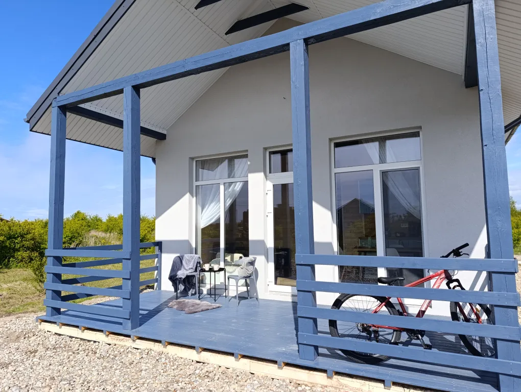 Уютный новый 2-этажный дом в 10 минутах от моря + Автомобиль