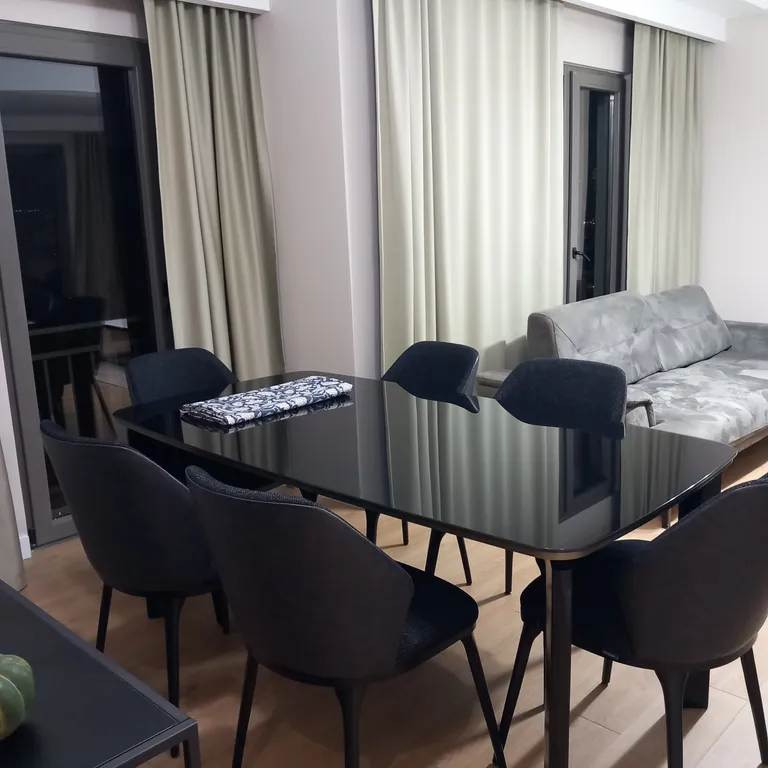 Видовая квартира с террасой в центре