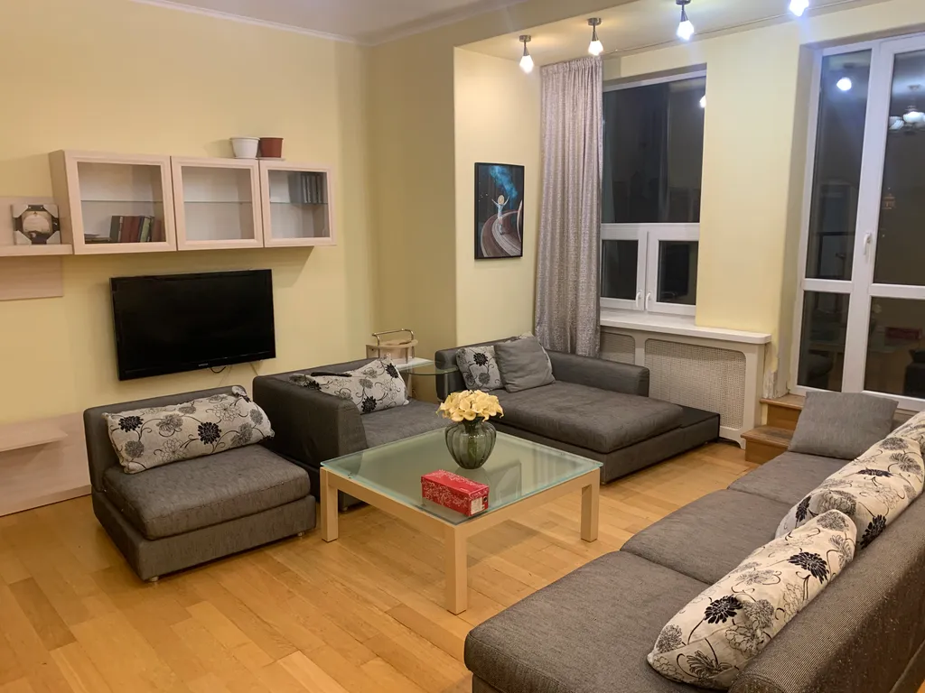 Квартира у Летнего сада — аренда посуточно в Санкт-Петербург