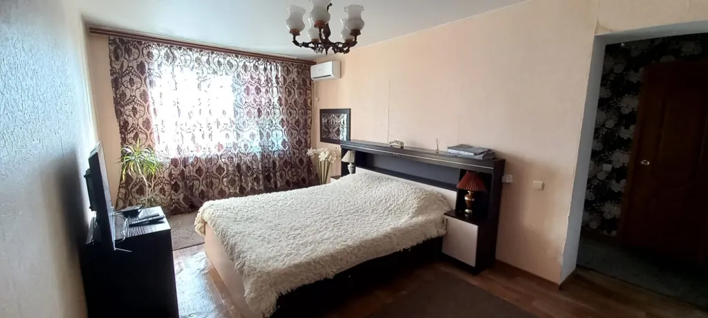 Уютная квартира в центре города — аренда посуточно в Энгельс