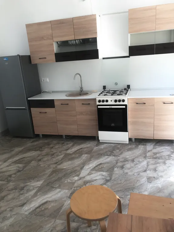 Двухместный номер в частном доме с бассейном, летней кухней