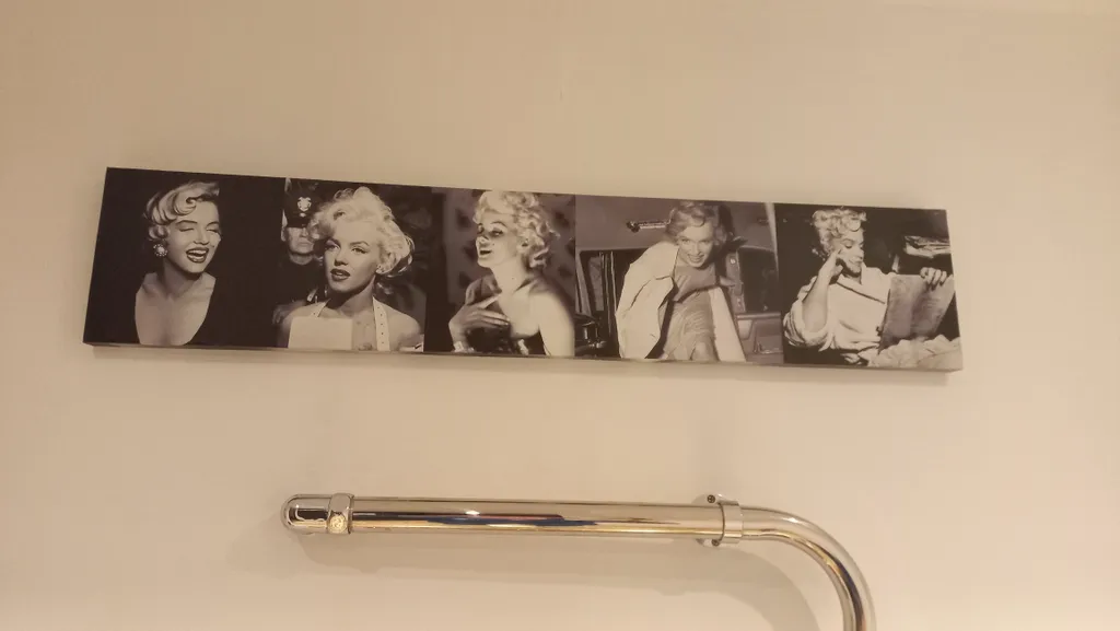 Уютная квартира - студия в центре города на площади Победы