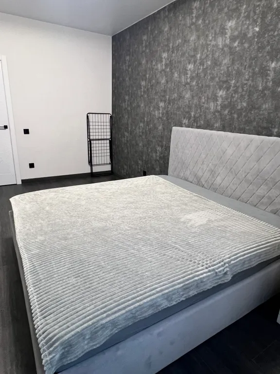 Квартира Квартира Новая квapтира с кухней-гостиной и отдельной комнатой в октябрьcком — Красноярск