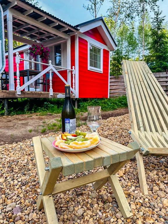 Красный домик