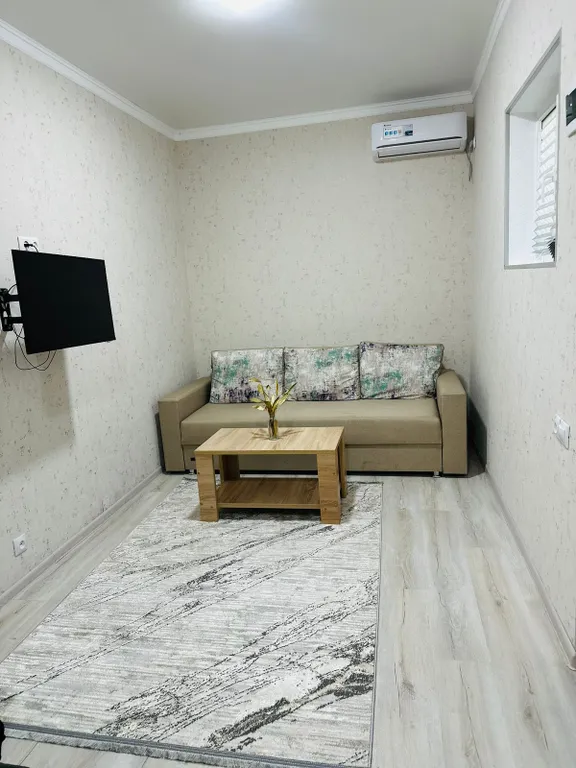 Домик в центре города