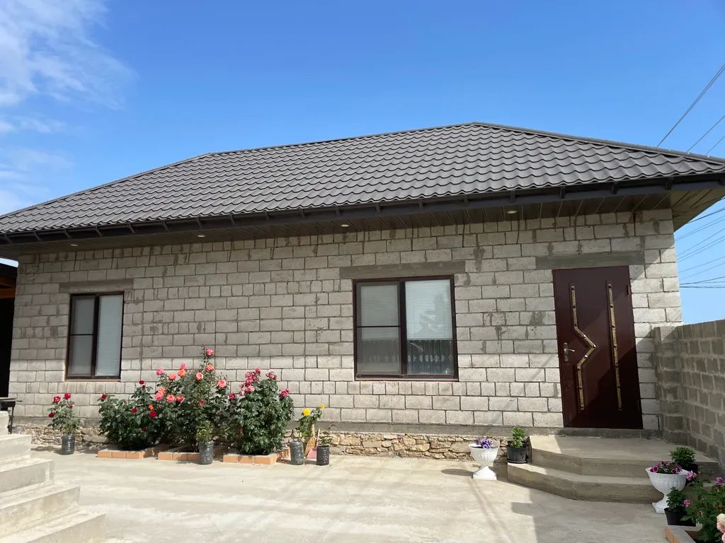 Дом недалеко от моря и горячего источника