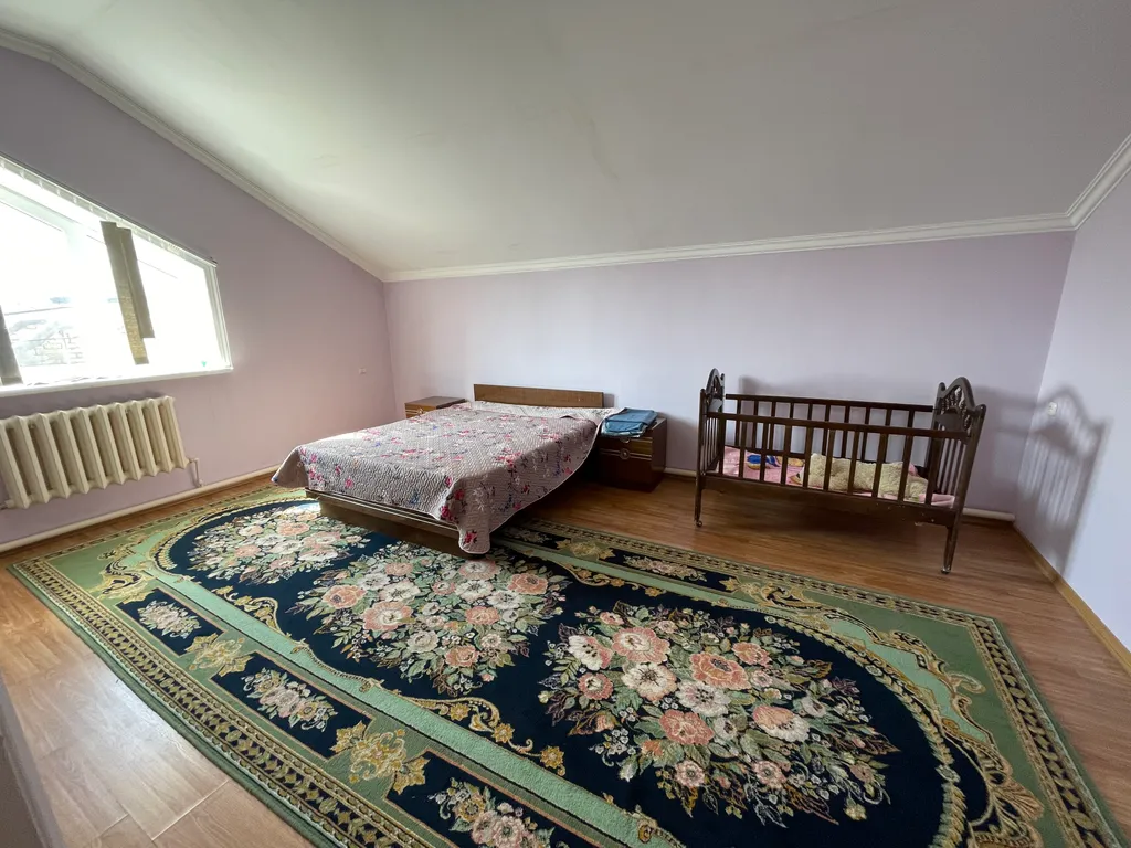 Большой, уютный дом на первой линии, со своим выходом на море