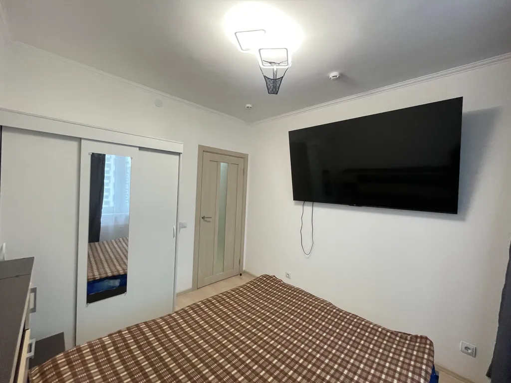 Уютная современная квартира в новом доме — аренда посуточно в Мурино