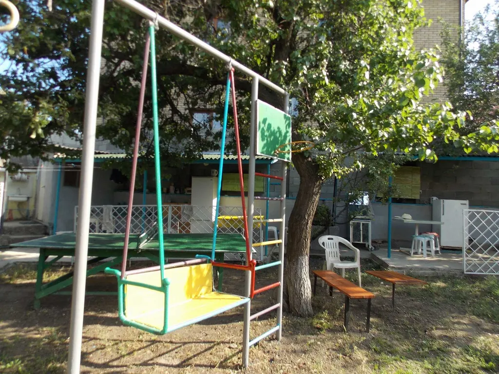 Просторная комната с кондиционером в частном доме