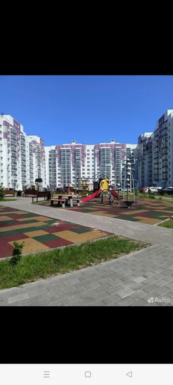 Уютная квартира в новом доме возле М4