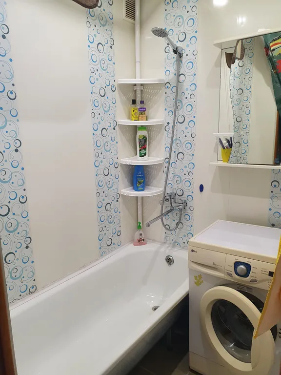 Квартира Двухкомнатная квартира у Верхнего озера. — Кировск