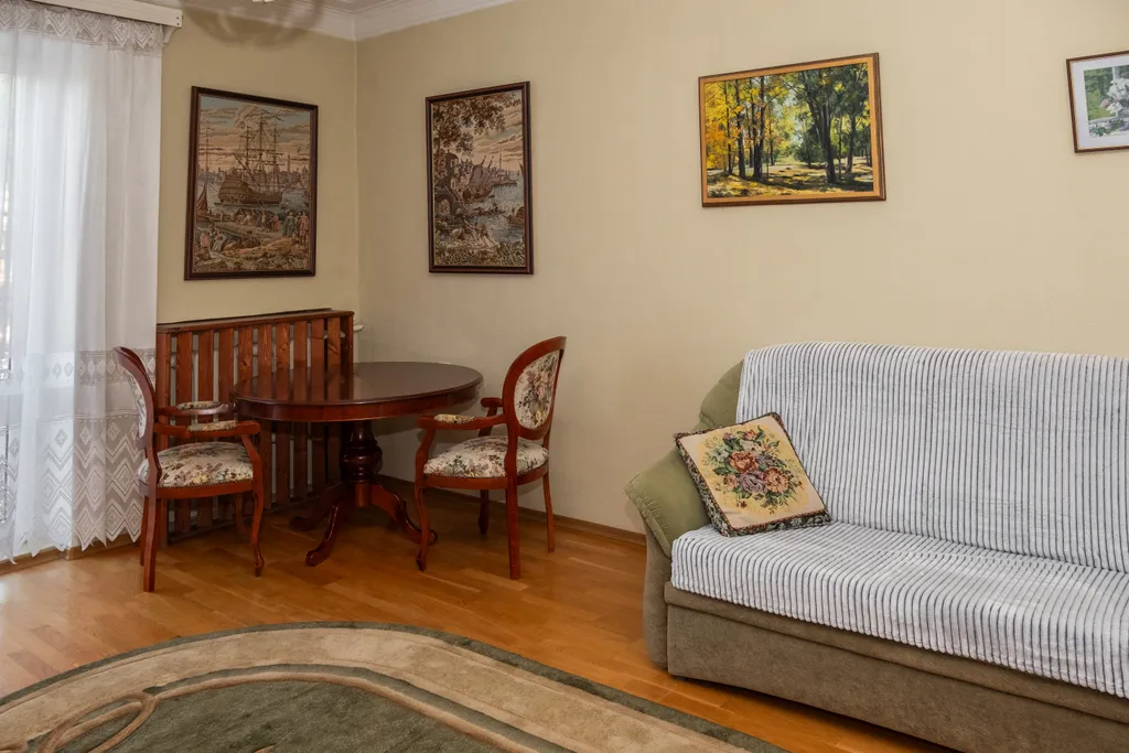 Набережная, Кремль, Театр