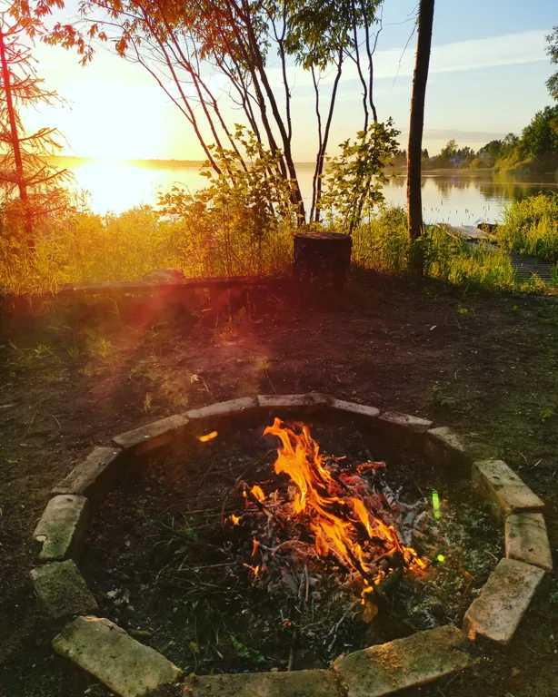 Дом у озера