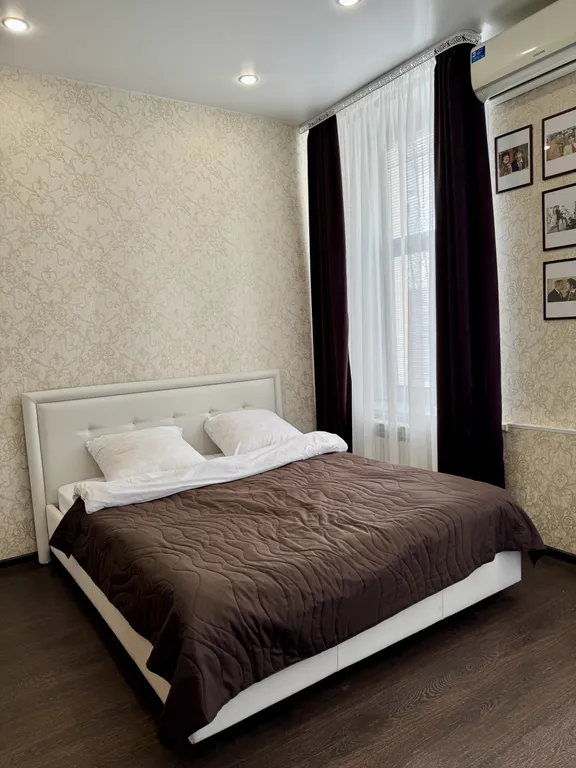 Двухкомнатная квартира в историческом центре на набережной Волги — аренда посуточно в Астрахань