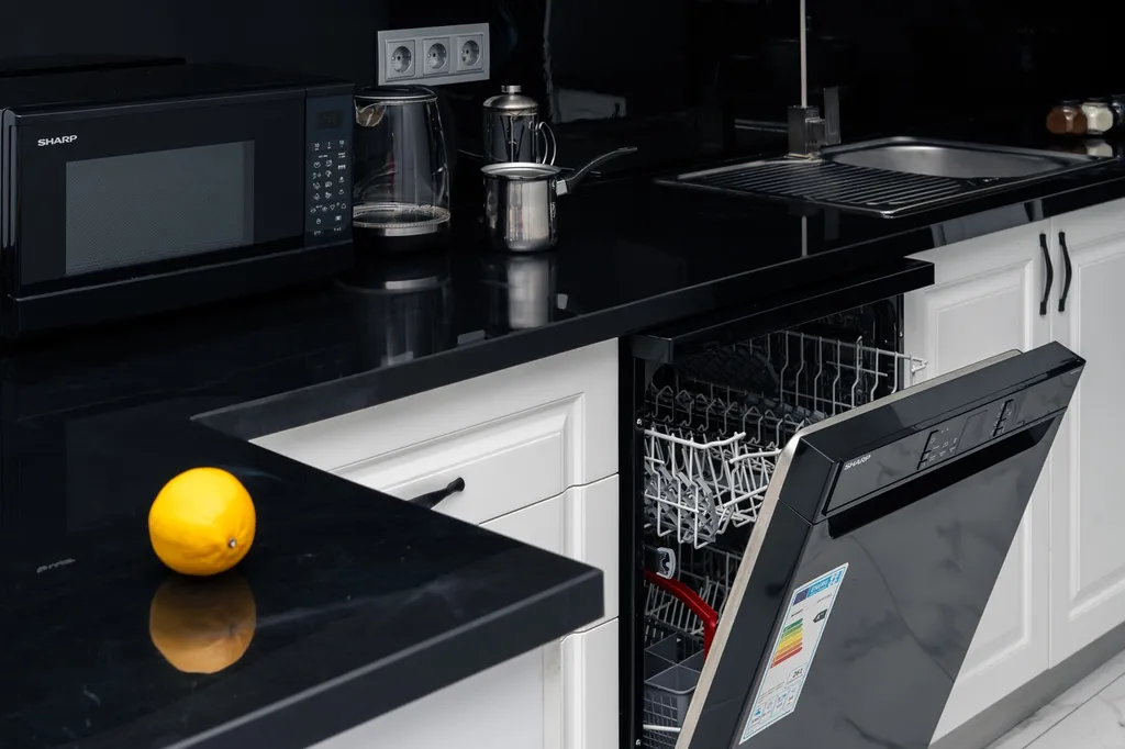 Просторная, семейная квартира с 3 спальнями / Стей Инн