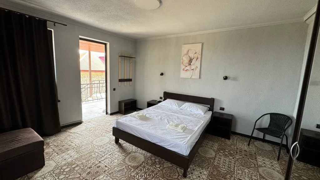 4-комнатный Дом