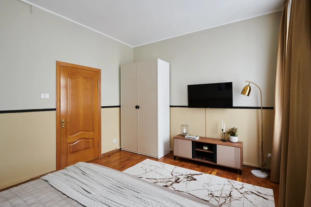 Двухуровневая с мансардой у Патриарших Прудов