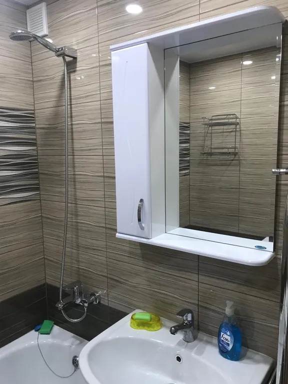 Уютная квартира в центре города, рядом с ЖД вокзалом, Цирком