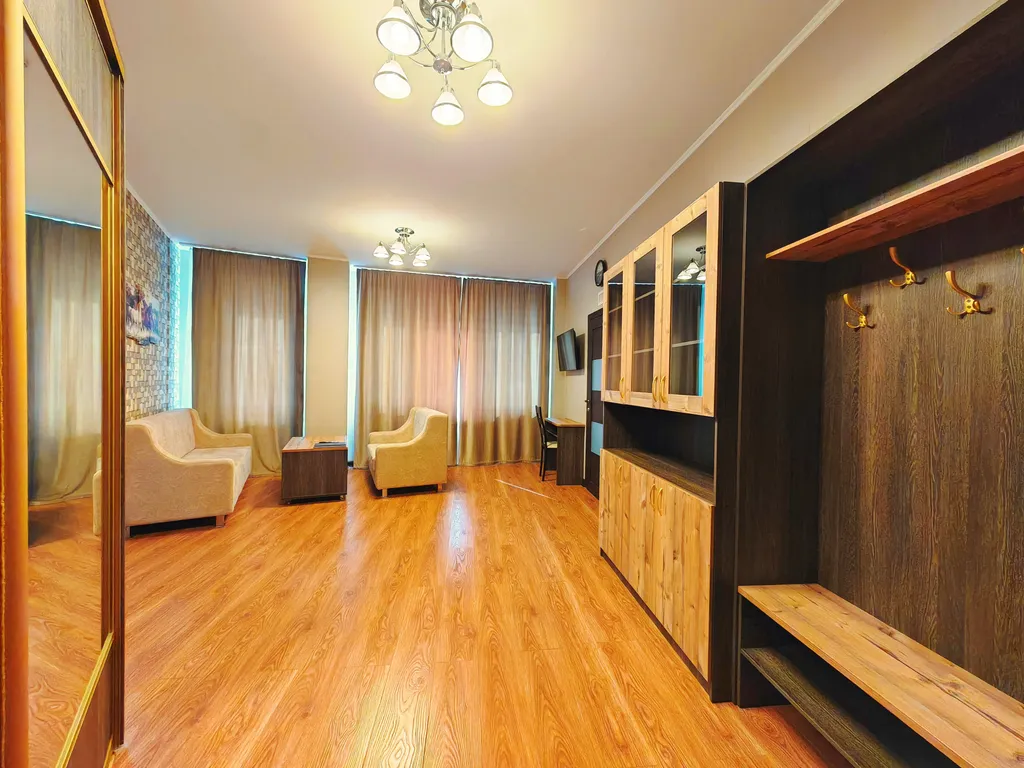 4-комнатная Квартира