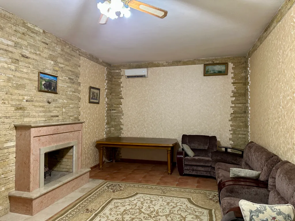 Домик у моря с мангалом