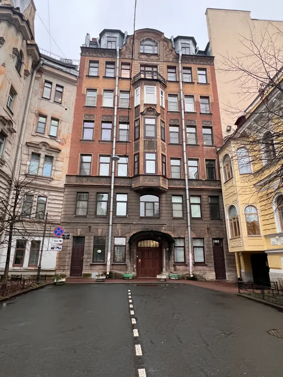 52 м² В сердце Санкт-Петербурга