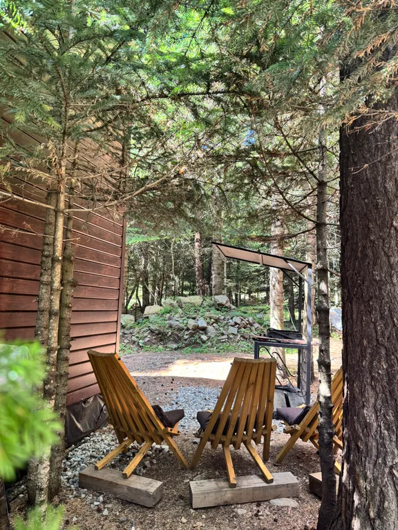 База отдыха в лесу с видом на горы ПроЛес