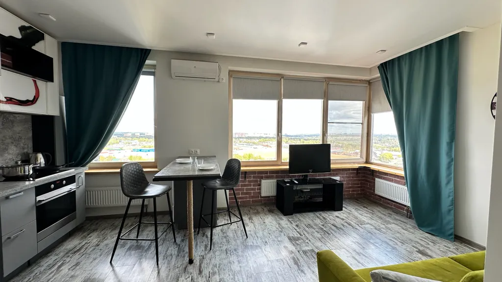 Квартира Квартира под самым небо с видом на самолеты — Подолино