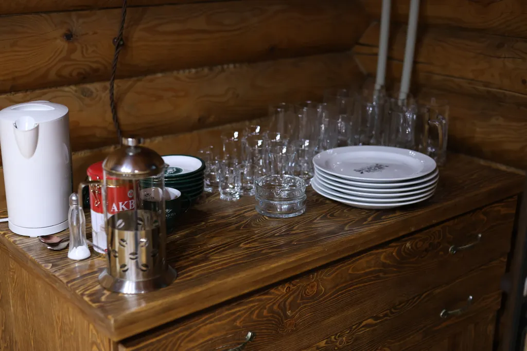 Коттедж с двумя спальнями, баней и открытым бассейном