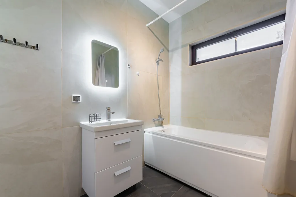 Коттедж с прямым видом на озеро