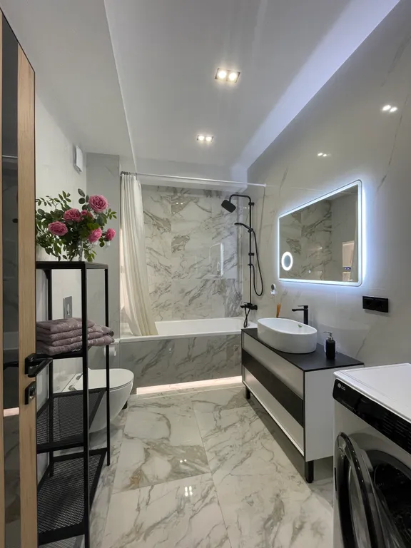 Супер видовая квартира в элитном доме с новым дизайнерским ремонтом